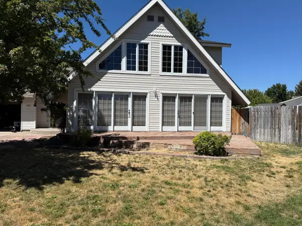 104 Pioneer Place, Lakeview, OR 97630