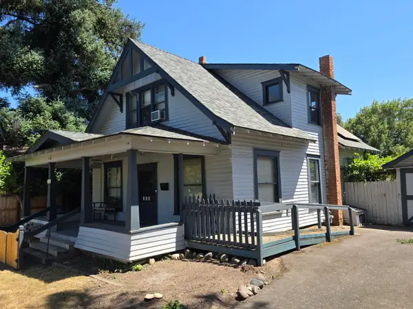 214 Stark Street, Medford, OR 97504