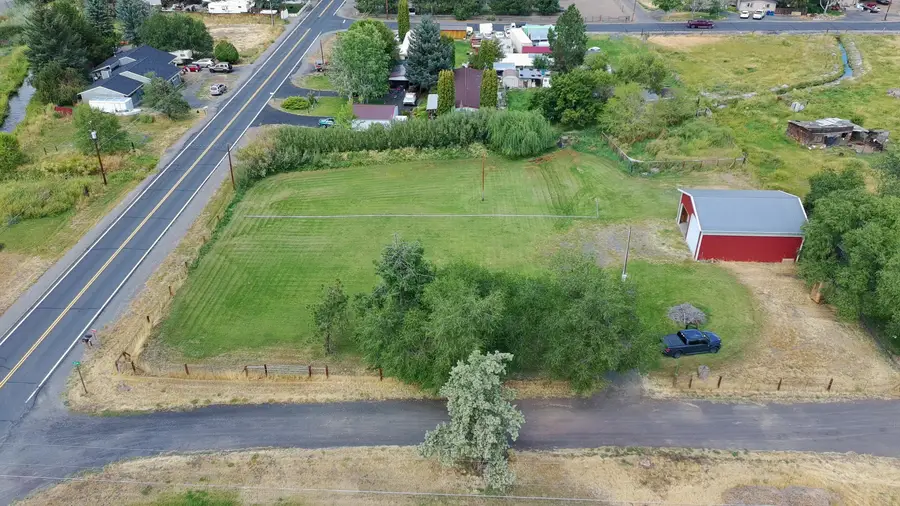 409 G Avenue, Terrebonne, OR 97760 - #3