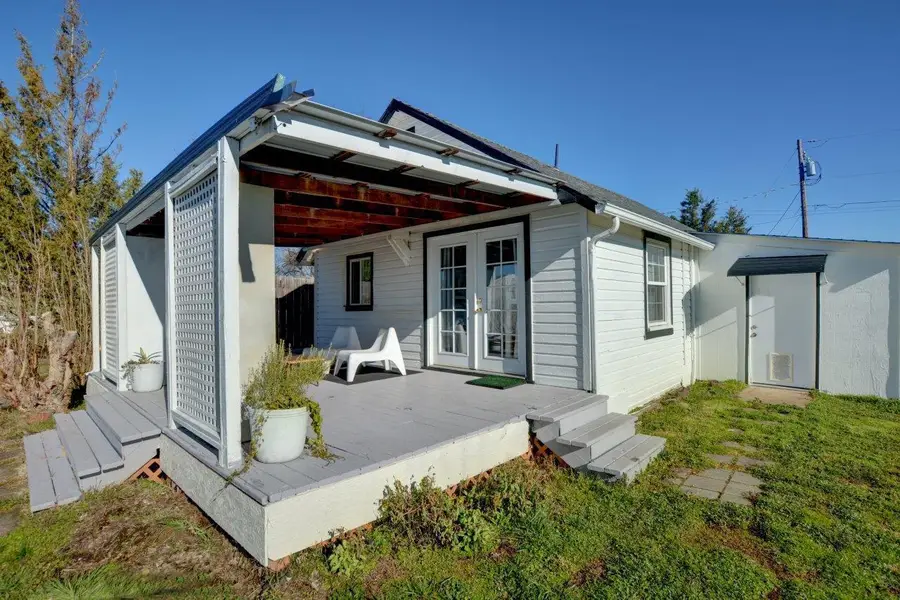 6915 Kershaw Road, Medford, OR 97502 - #2