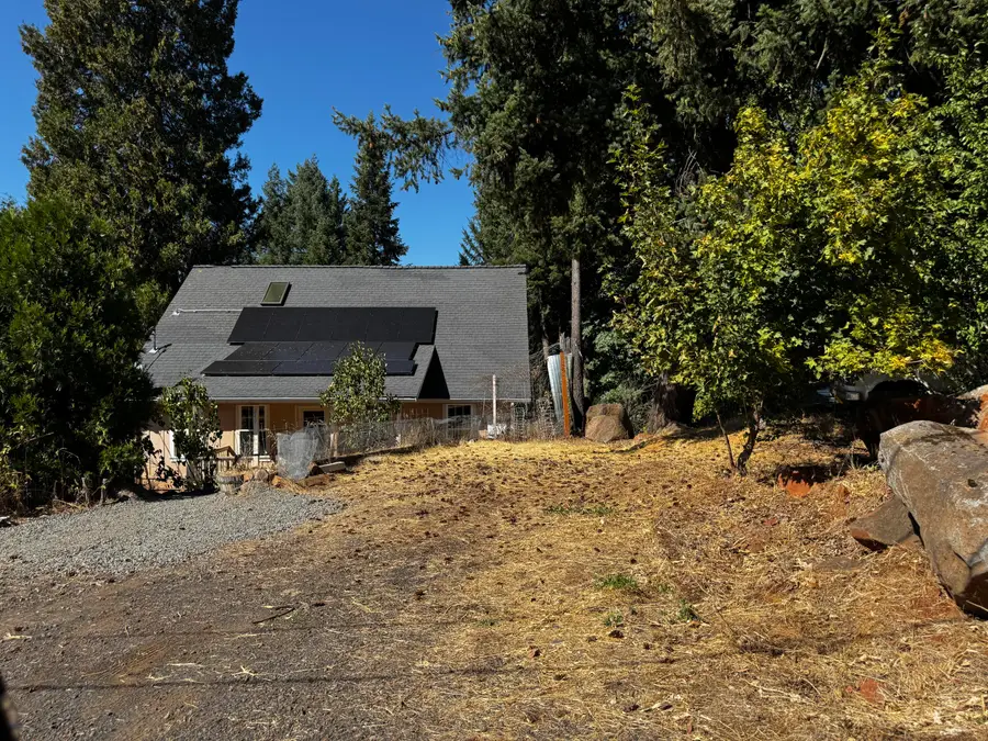 240 Bluff Street, Butte Falls, OR 97522 - #3