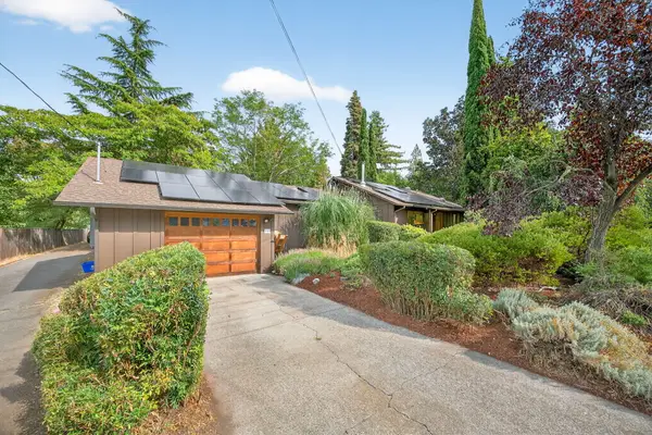 740 Park Street, Ashland, OR 97520