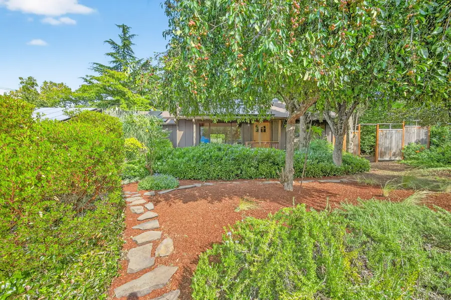 740 Park Street, Ashland, OR 97520 - #2