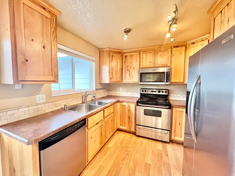310 NE Mariposa Avenue, Prineville, OR 97754 - #2