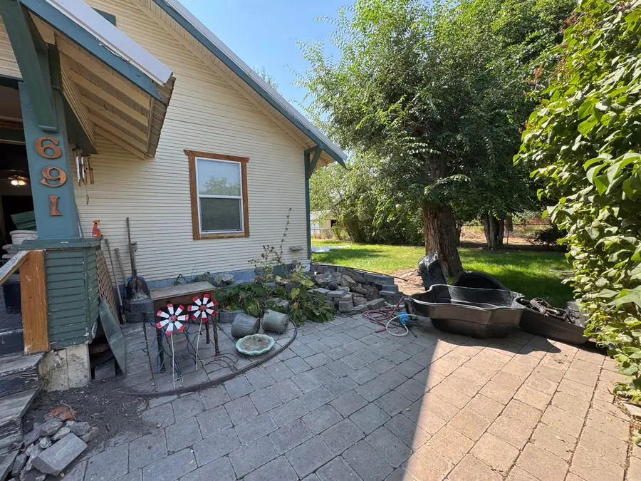 691 E Madison Street, Burns, OR 97720 - #3