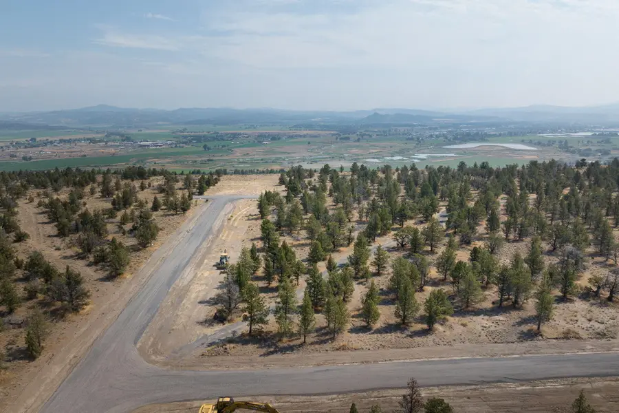 Pinecrest Drive #5, Prineville, OR 97754 - #3