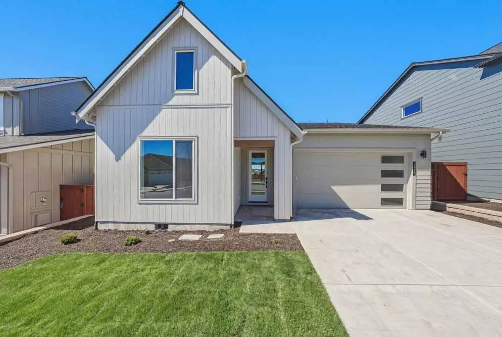 1459 NE Whistle Way, Prineville, OR 97754 - #1