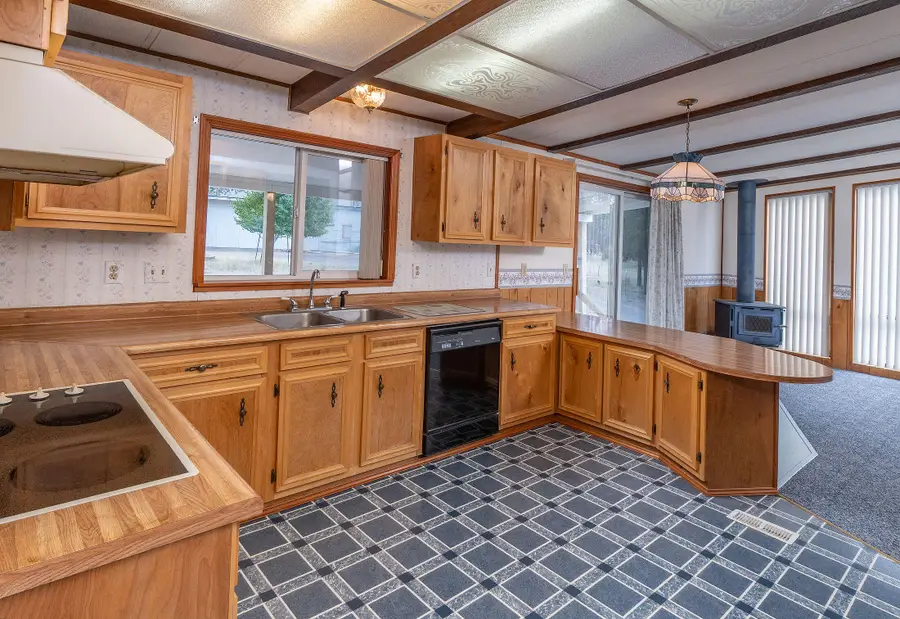 52128 Stearns Road, La Pine, OR 97739 - #3
