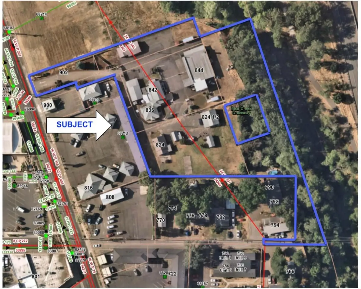 824 N Riverside Avenue, Medford, OR 97501 - #1
