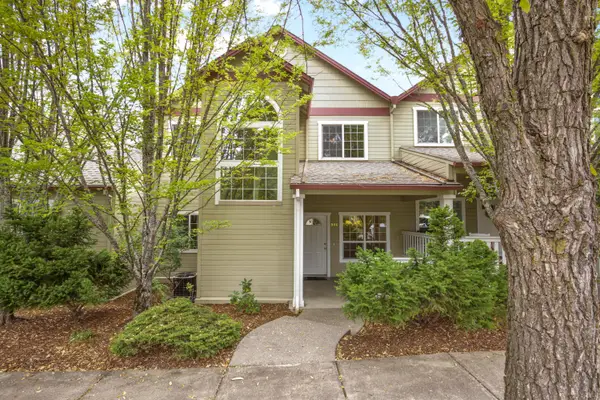 906 Mary Jane Avenue, Ashland, OR 97520