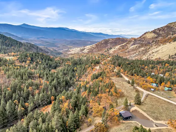 108 Baldy Creek Road, Ashland, OR 97520