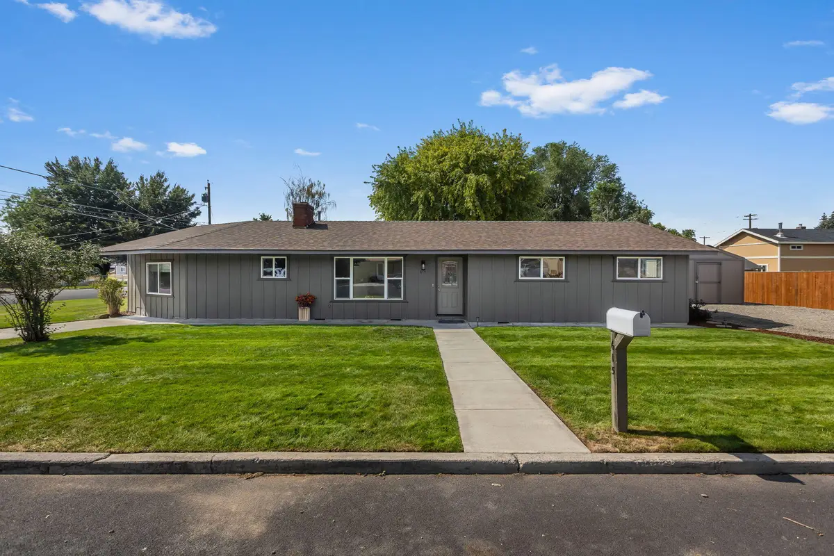 615 NE Fairview Street, Prineville, OR 97754 - #1