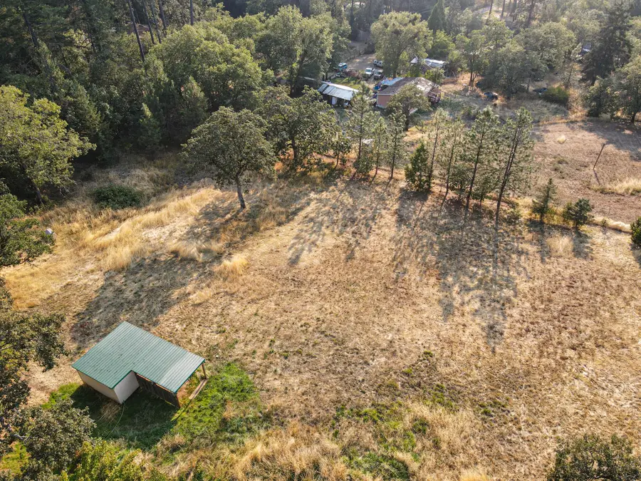 301 Robmar Lane, Grants Pass, OR 97527 - #3
