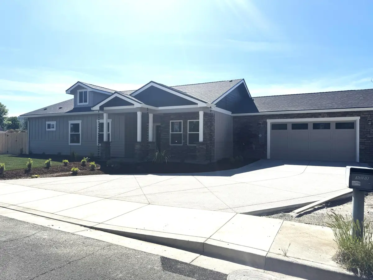 1322 Orchard Home Drive, Medford, OR 97501 - #1