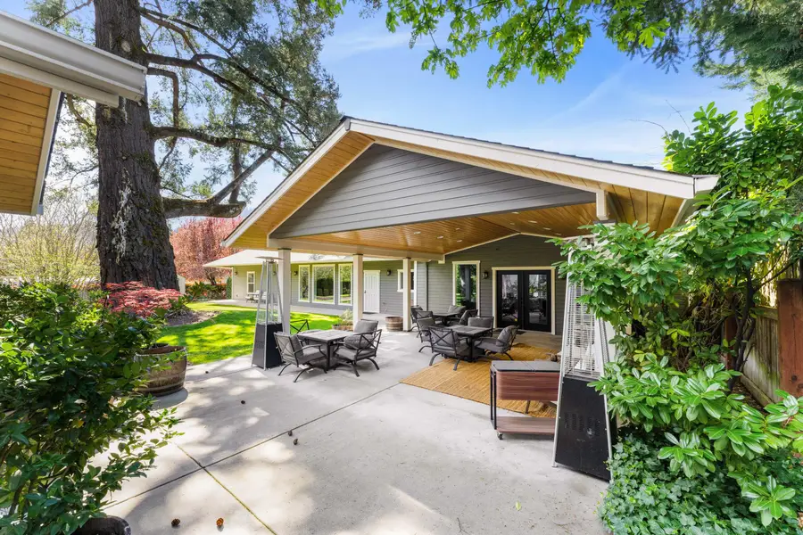 111 Cedar Street, Rogue River, OR 97537 - #3