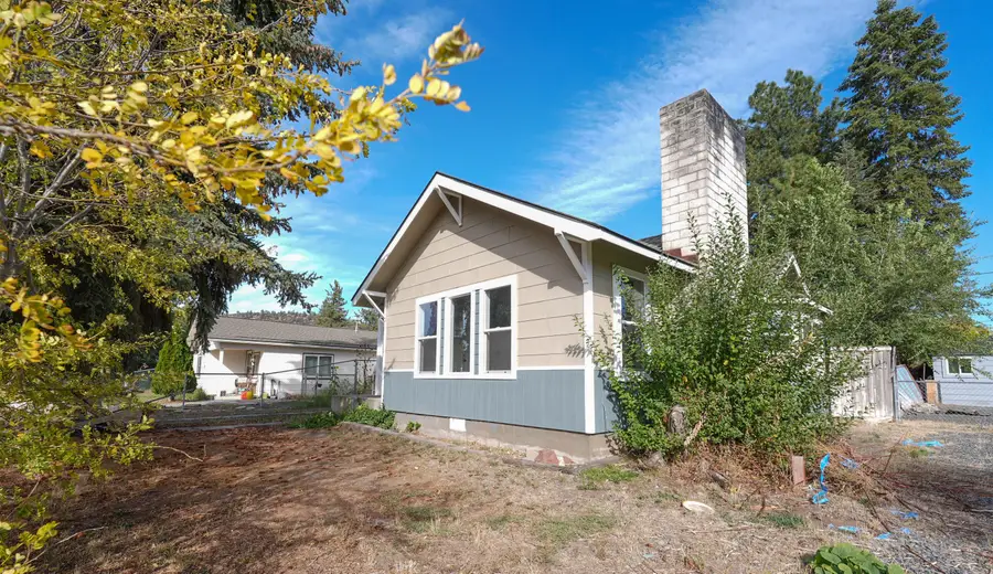 217 S California Street, Dorris, CA 96023 - #3