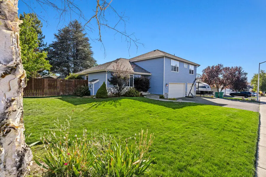 7016 Hager Lane, Klamath Falls, OR 97603 - #2