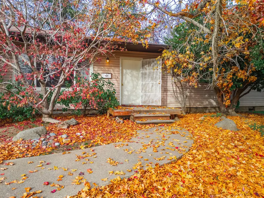 1533 Lenora Drive, Medford, OR 97504 - #3