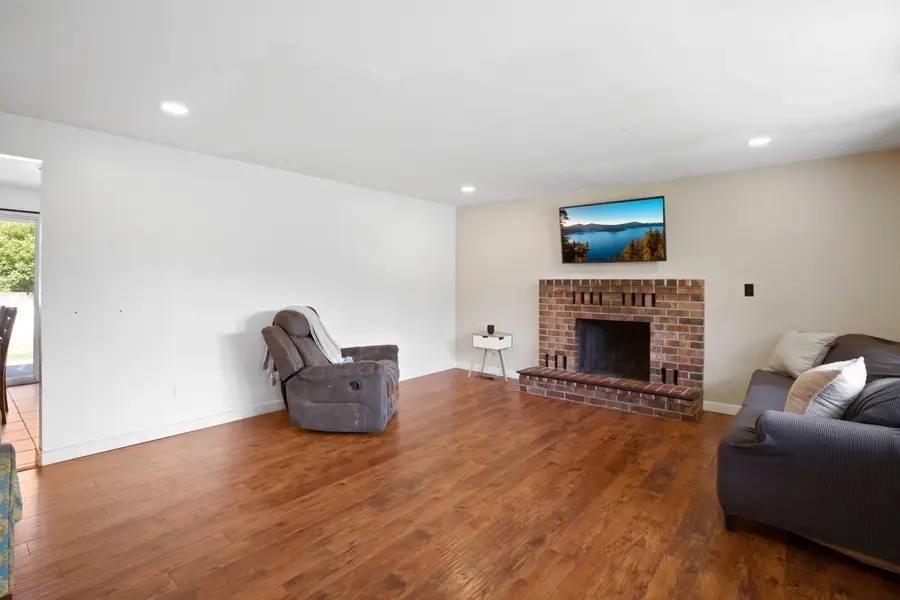 990 Janes Road, Medford, OR 97501 - #2