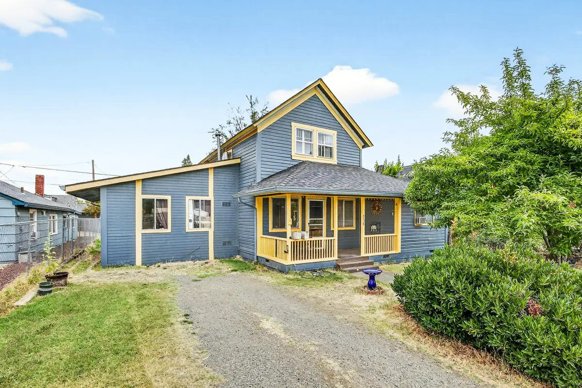 838 Dakota Avenue, Medford, OR 97501 - #1