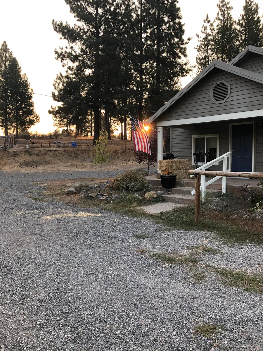 1636 Blue Pool Way, Chiloquin, OR 97624 - #2