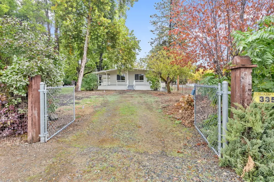 335 Tavis Drive, Merlin, OR 97532 - #3