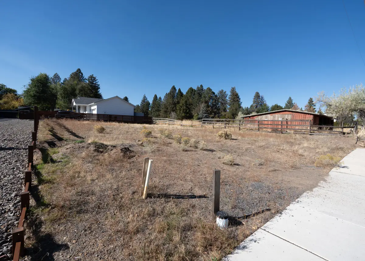 2109 NE 11th Place, Bend, OR 97701 - #1