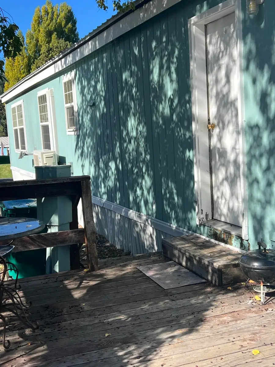 4000 Round Lake Road #106, Klamath Falls, OR 97601 - #3