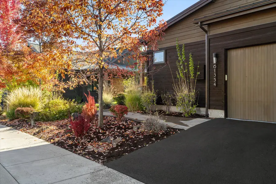 61354 Triple Knot Road, Bend, OR 97702 - #3