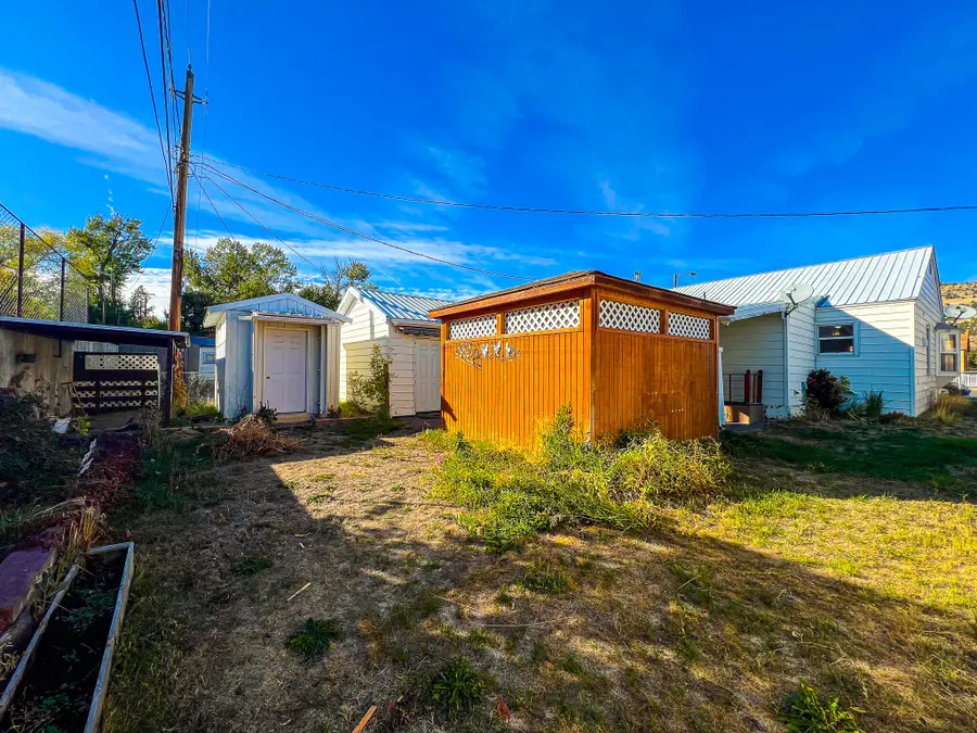314 NW 3rd Avenue, John Day, OR 97845 - #2