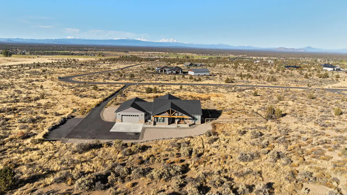 16384 SW Grandview Road, Powell Butte, OR 97753 - #1
