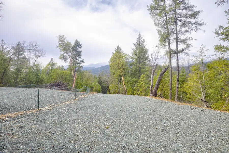 925 Ferry Road, Grants Pass, OR 97526 - #2