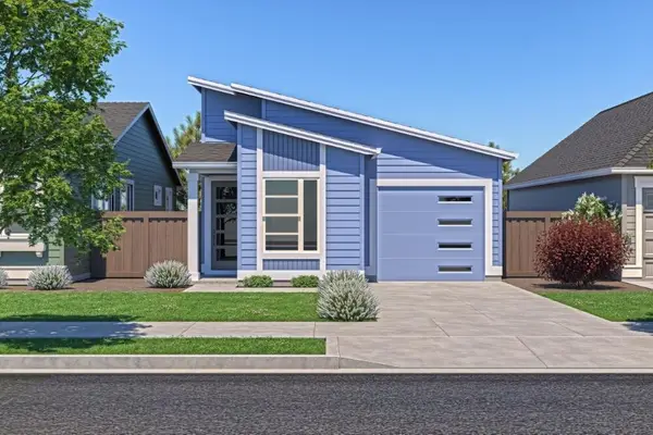 21447 NE Hayloft Place, Bend, OR 97701