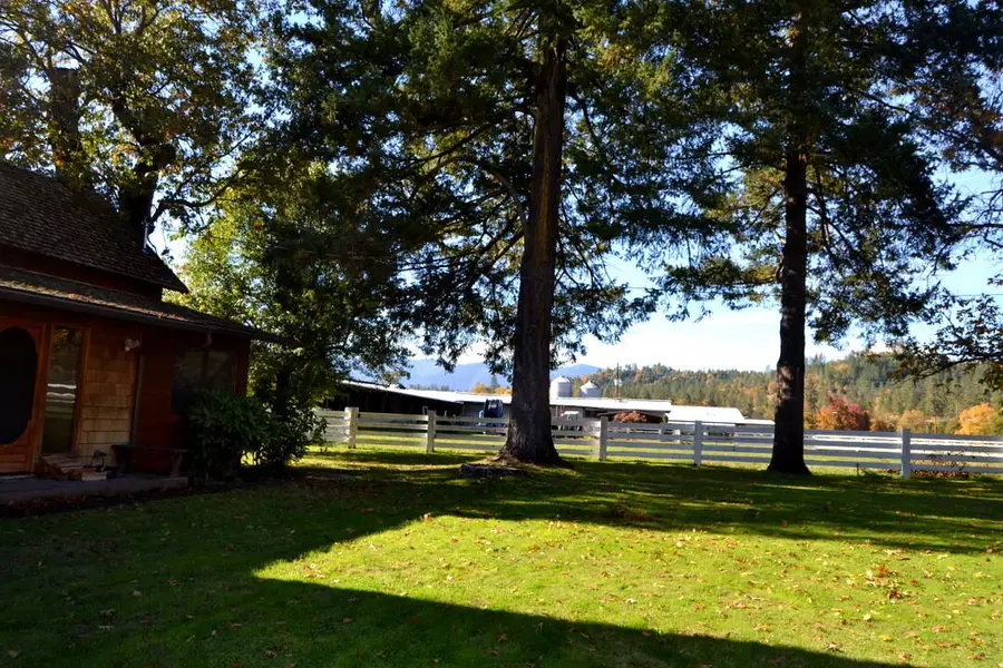 6181 Lower River Road, Grants Pass, OR 97526 - #2
