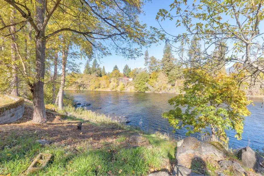 2700 Rogue River Highway, Grants Pass, OR 97527 - #3
