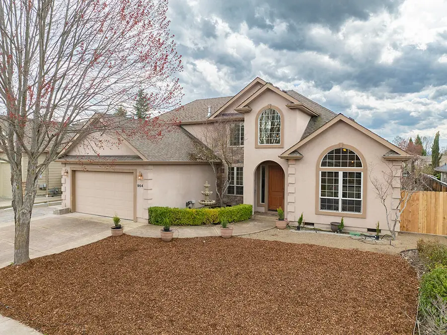 964 Pumpkin Ridge Drive, Eagle Point, OR 97524 - #3