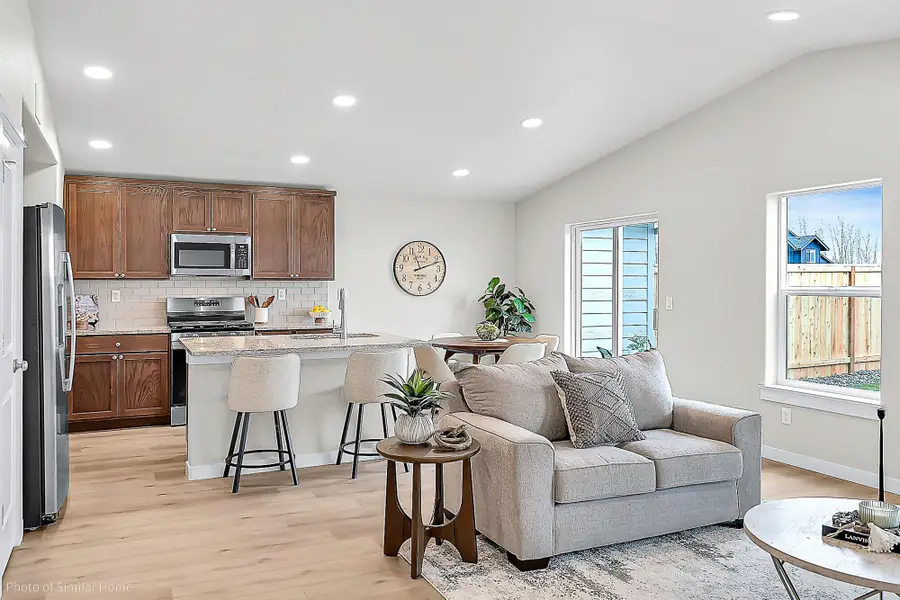 1806 Dragon Tail Place #11, Medford, OR 97504 - #2
