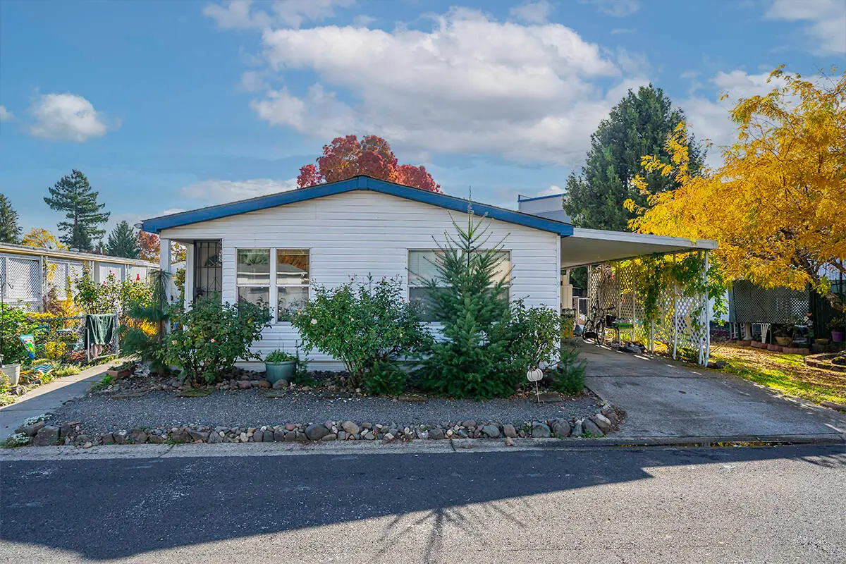 3431 S Pacific Highway #SPC 9, Medford, OR 97501 - #1
