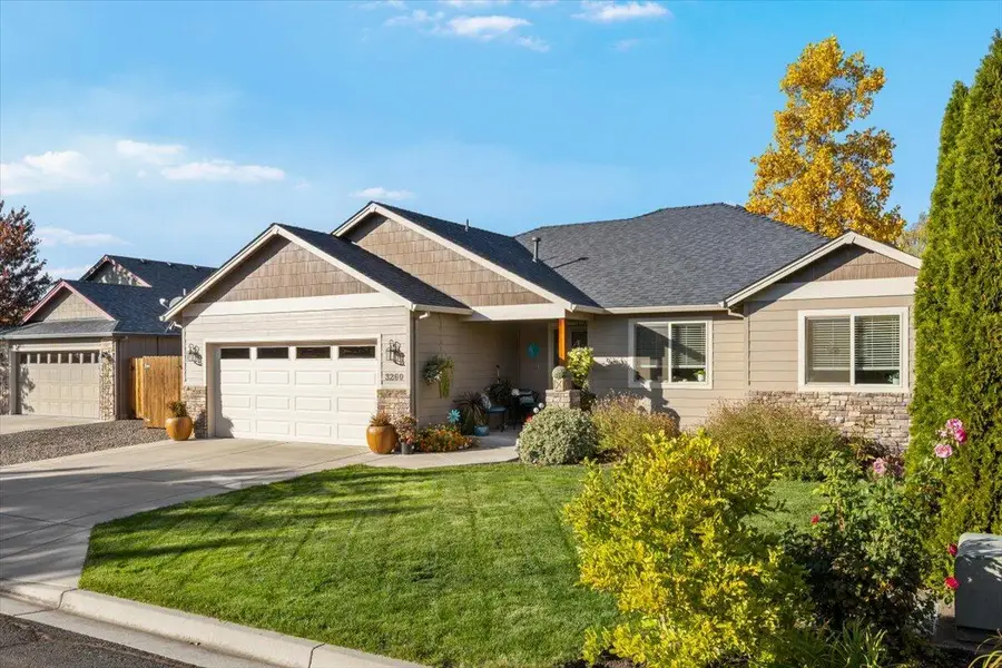 3260 Nellie Ettinger Lane, Medford, OR 97504 - #2