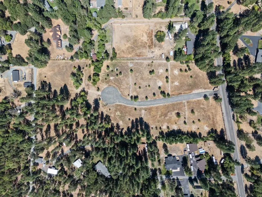 250 Deruyte Way, Rogue River, OR 97537 - #3