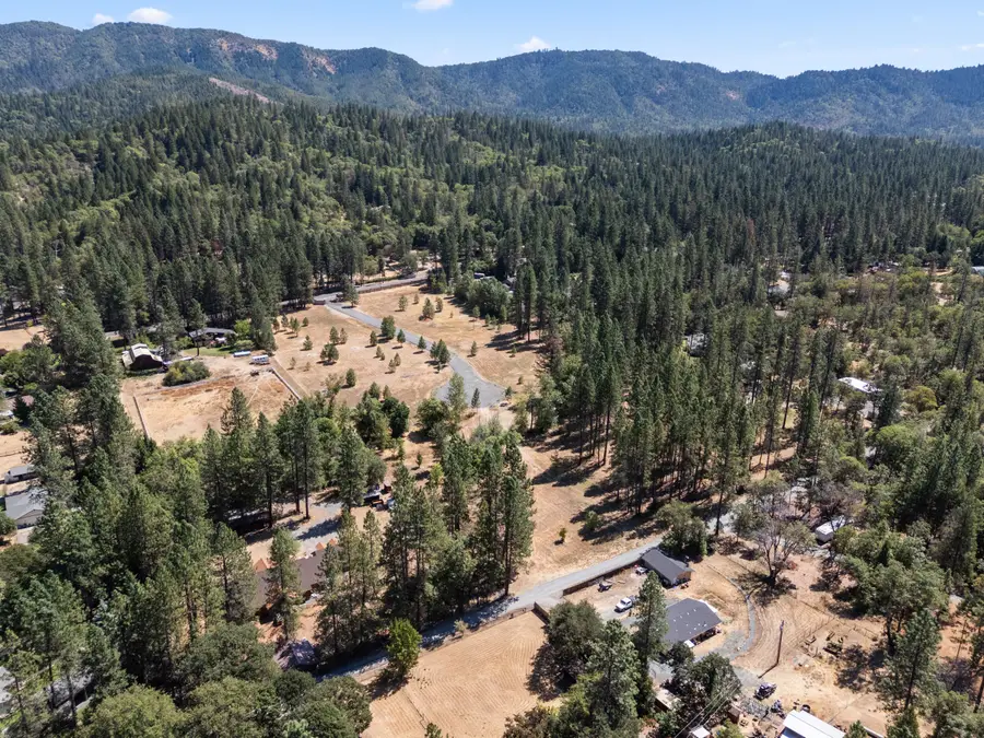 257 Deruyte Way, Rogue River, OR 97537 - #3