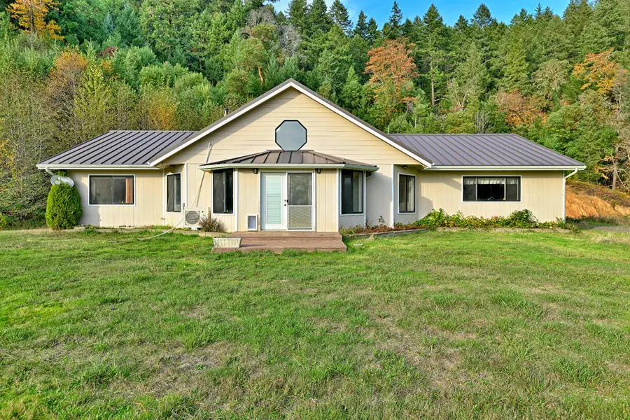 2150 Bridge Lane, Wolf Creek, OR 97497 - #2