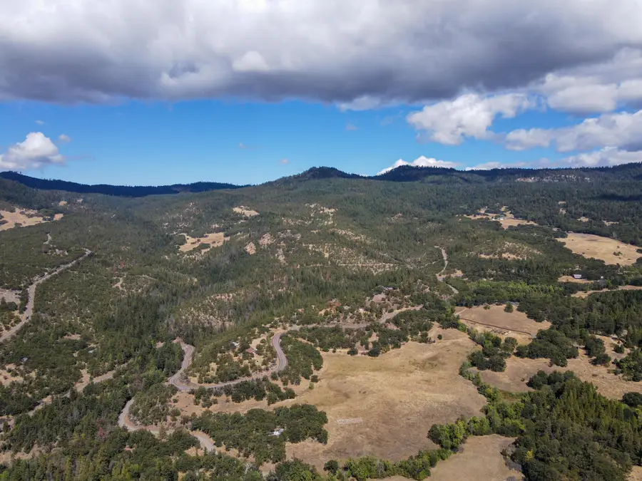 639 Cove Road, Ashland, OR 97520 - #2