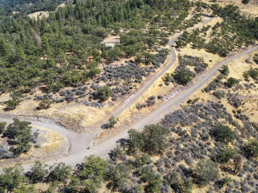 639 Cove Road, Ashland, OR 97520 - #3