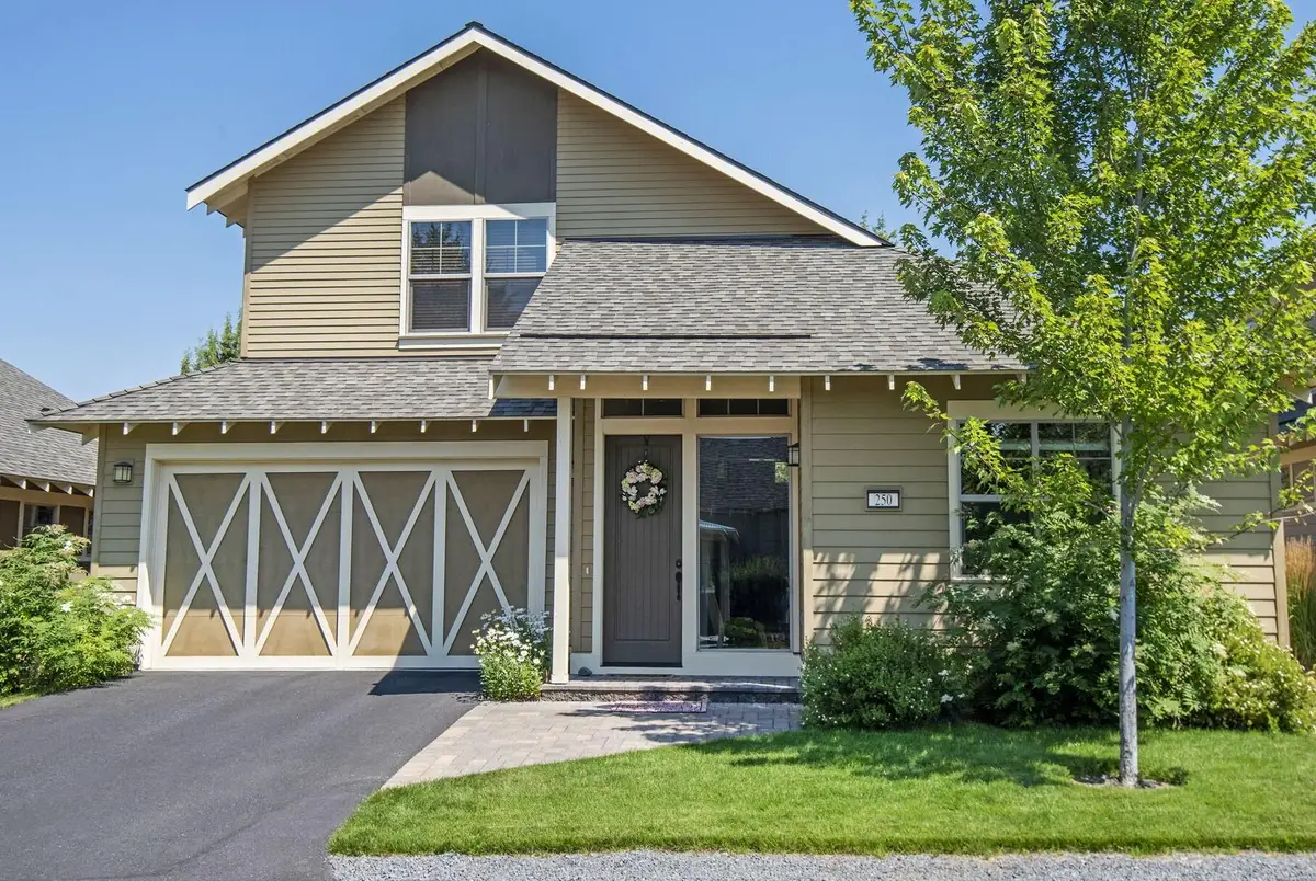 250 Split Rail Lane, Redmond, OR 97756 - #1