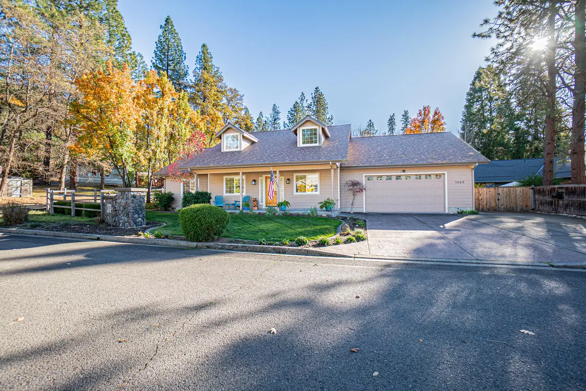 1025 Anglers Place, Shady Cove, OR 97539 - #1
