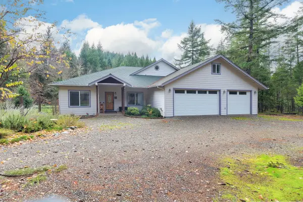 36793 Redwood Highway, Cave Junction, OR 97523