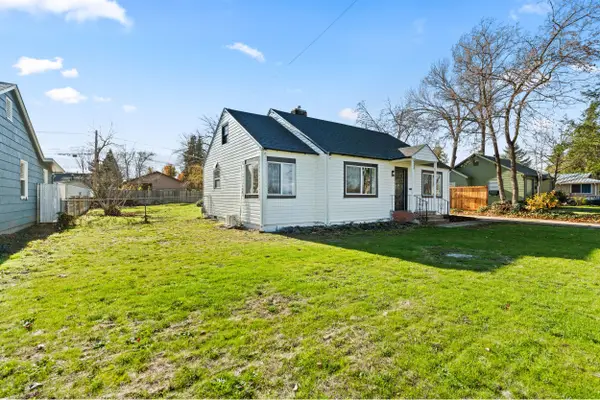 933 Dakota Avenue, Medford, OR 97501