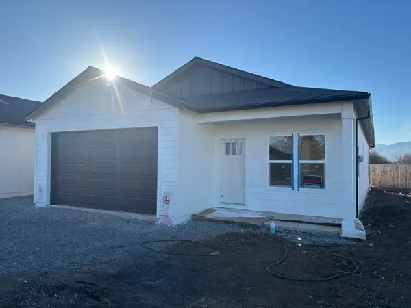 729 Dahl Place #5, Medford, OR 97501