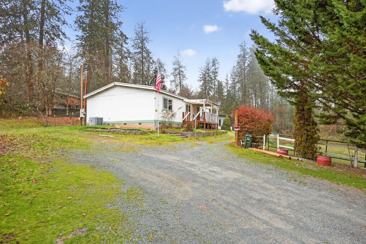 218 Hessar Street, Grants Pass, OR 97527 - #1